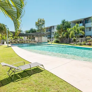 Ramada Encore By Wyndham Whale Cove Australia